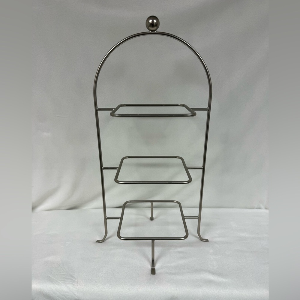 Pampered Chef Three Tiered Metal Stand | Simple Additions |Appetizer Plate Stand